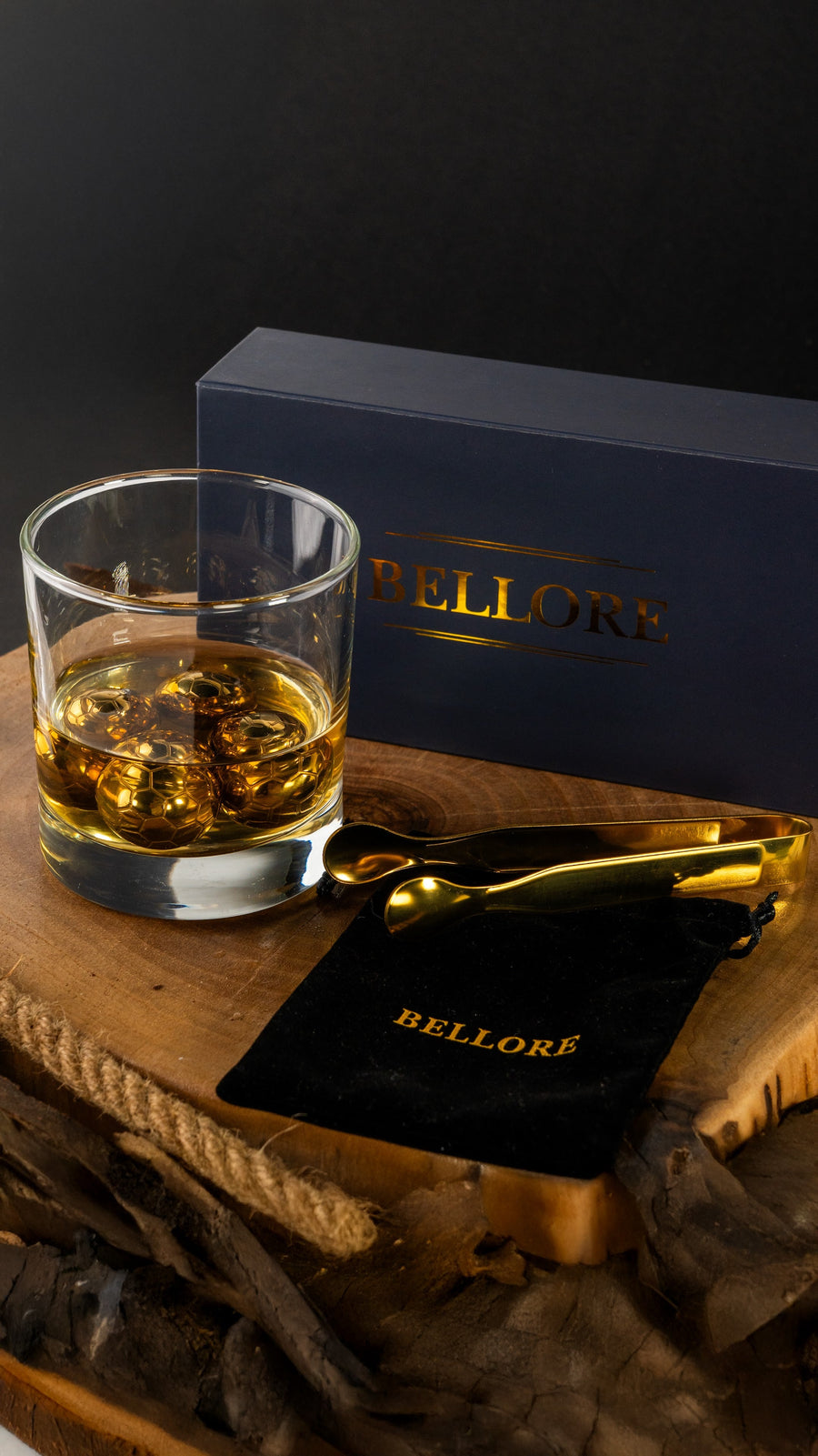 Whisky Steine im Fußball-Design, 4er-Set Edelstahl mit Zange & Geschenkbox – Ansicht 2